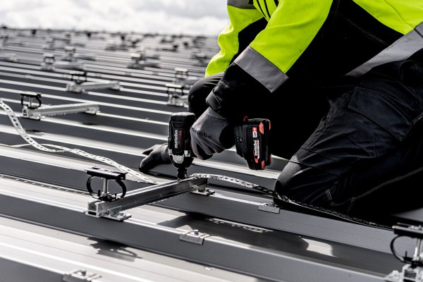 Акумуляторний ударний гайкокрут Metabo SSW 18 LT 300 BL в кейсі (602398840) фото 2