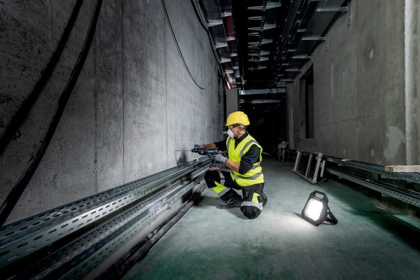 Прожектор акумуляторний Metabo BSA 18 LED 10000 (601506850) фото 2