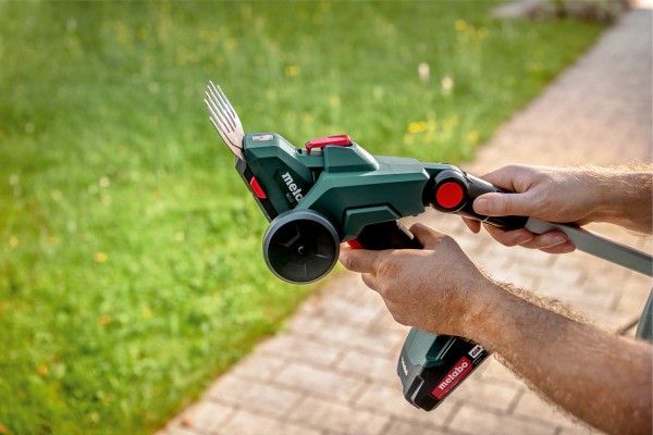 Акумуляторні ножиці для кущів та трави Metabo SGS 18 LTX Q 1х2.0 Аг (UA601609850) фото 6