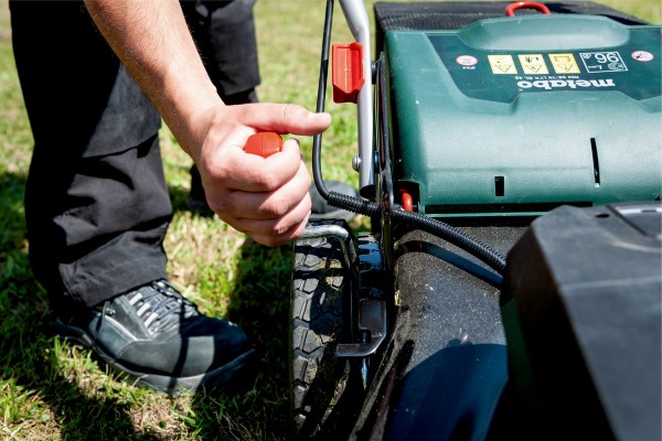 Газонокосарка Metabo RM 36-18 LTX BL 46 з АКБ і ЗП (601606650) фото 4