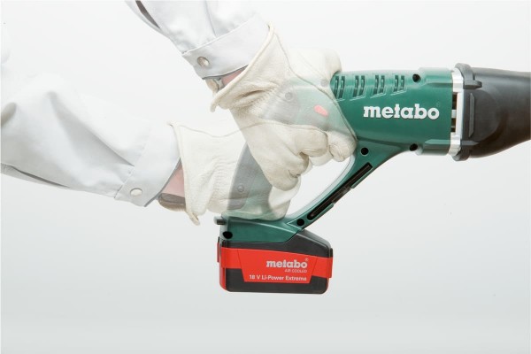 Акумуляторна шабельна пила Metabo ASE 18 LTX + 2 АКБ Аг із ЗП в кейсі METABOX 145 L (602269610) фото 1