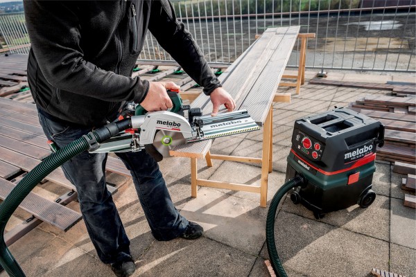 Акумуляторна ручна дискова пила Metabo KS 18 LTX 66 BL каркас в кейсі + шина KFS 44 (691194000) фото 2