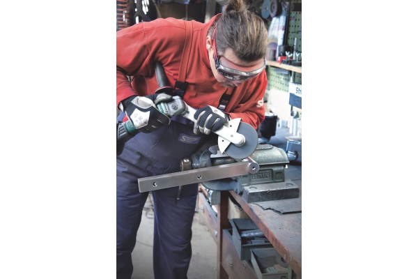 Акумуляторна шліфувальна машина для вузьких місць Metabo KNS 18 LTX 150 (600191850) фото 3