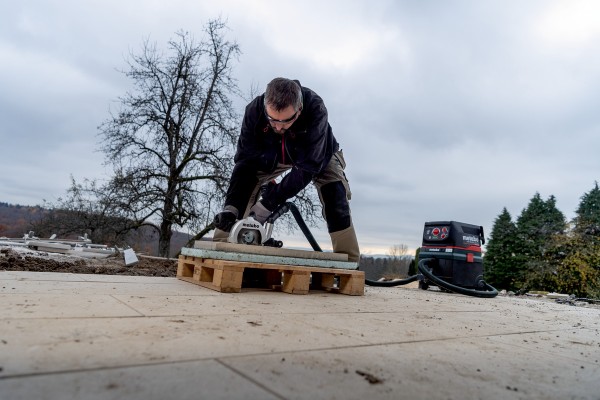Акумуляторна кутова шліфмашина Metabo WB 18 LTX BL 15-125 QUICK + 2 АКБ 5.5 Аг з ЗП і кейсом METABOX 165 L (601730660) фото 5