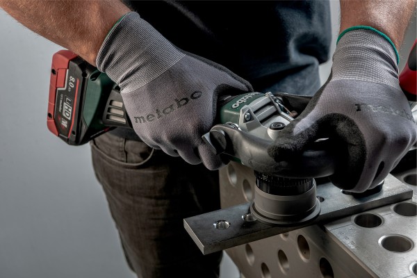 Акумуляторний кромочний фрезер METABO KFM 18 LTX 3 RF (601754840) фото 1