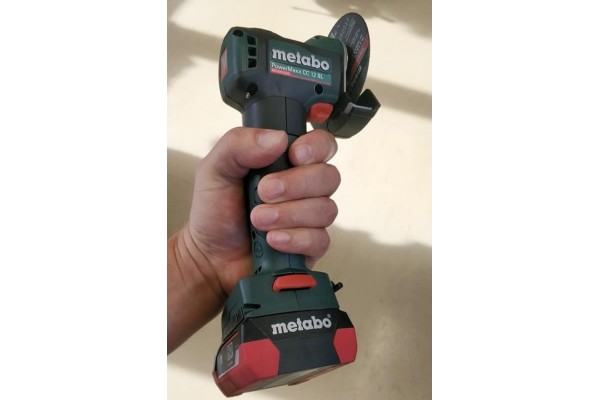 Акумуляторна болгарка Metabo PowerMaxx CC 12 BL 2х4.0 Аг (600348800) фото 4
