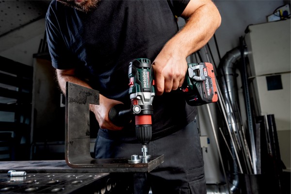Акумуляторний шурупокрут-різьбонарізчик Metabo Metabo GB 18 LTX BL Q I 2х5.5Aг (602362660) фото 7