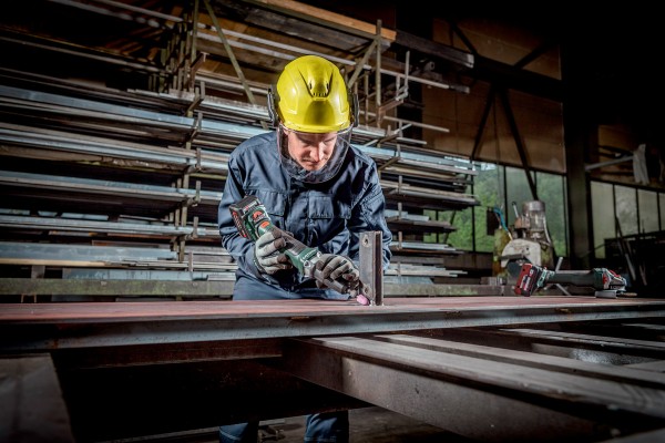 Акумуляторна прямошліфувальна машина Metabo GVB 18 LTX BL 11-28 (600826840) фото 2