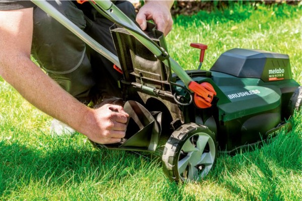 Газонокосарка Metabo RM 36-18 LTX BL 36 без АКБ і ЗП (601716850) фото 9