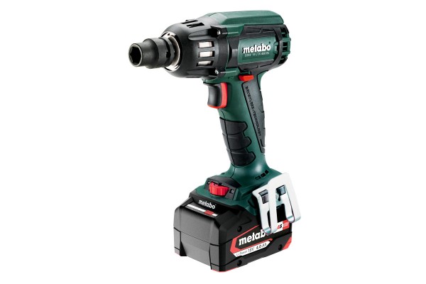 Акумуляторний ударний гайкокрут Metabo SSW 18 LTX 400 BL +2 АКБ 4 Аг і ЗУ в кейсі (602205500)  фото 
