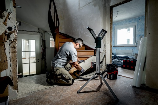 Прожектор акумуляторний Metabo BSA 18 LED 5000 DUO-S (601507850) фото 3