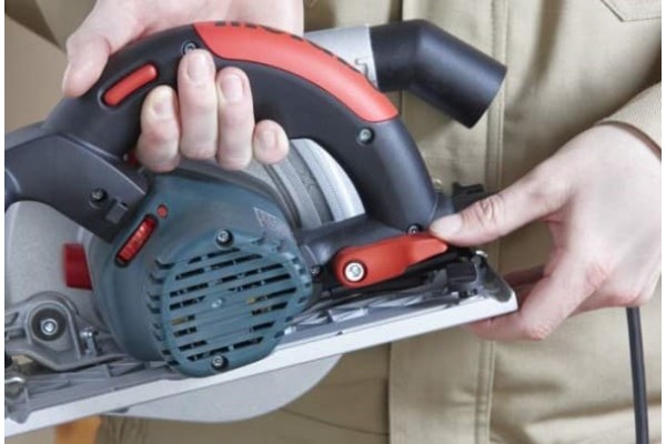 Дискова пила Metabo KSE 55 Vario Plus (601204000) фото 4