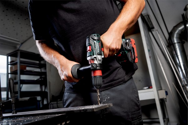 Акумуляторний шурупокрут-різьбонарізчик Metabo Metabo GB 18 LTX BL Q I 2х5.5Aг (602362660) фото 4