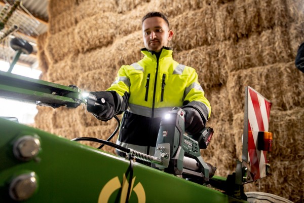 Акумуляторний пістолет для змащування Metabo FP 18 LTX без АКБ і ЗП (600789850) фото 2