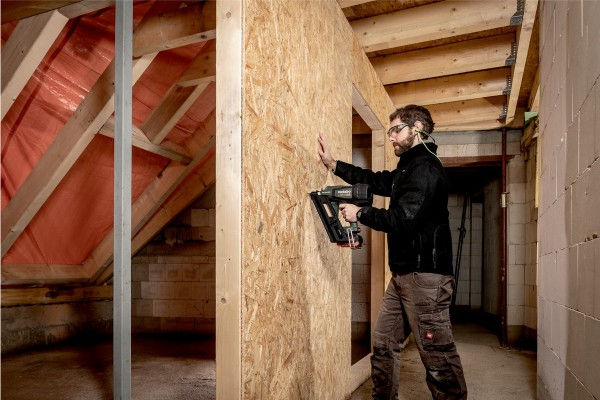 Акумуляторний цвяхозабивач Metabo NFR 18 LTX 90 BL + 2 АКБ і ЗП в кейсі (612090800) фото 8