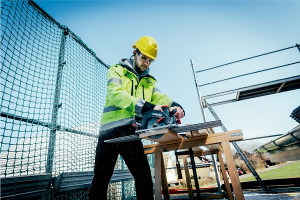 Акумуляторна ручна дискова пила Metabo KS 18 LTX 57 BL каркас в кейсі + шина KFS 44 (691223000) фото 2