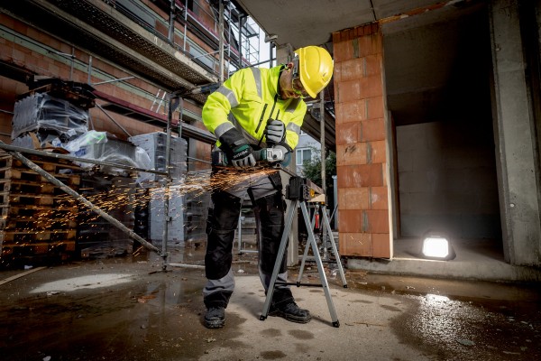 Акумуляторна кутова шліфмашина Metabo W 18 L BL 9-125 з кейсом METABOX 165 L (602374840) фото 3