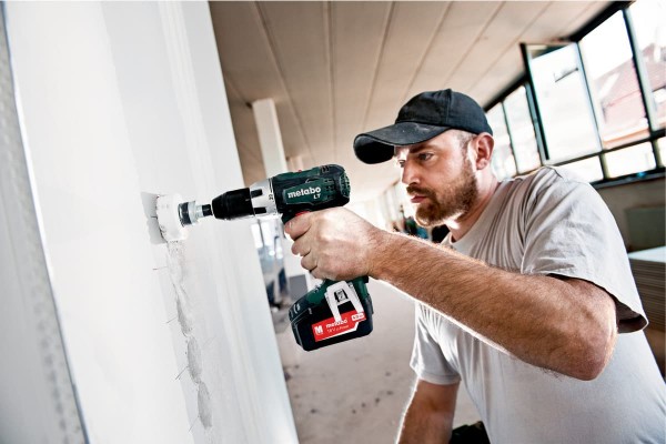 Акумуляторний дриль-шурупокрут Metabo SB 18 LT SET Mobile Workshop (602103600) фото 4