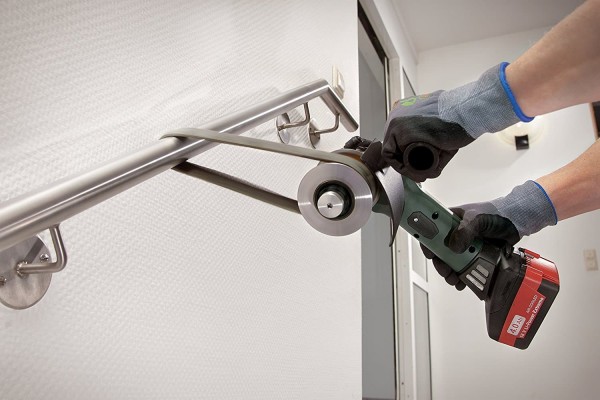 Акумуляторна щіткова шліфувальна машина Metabo S 18 LTX 115 (600154850) фото 1